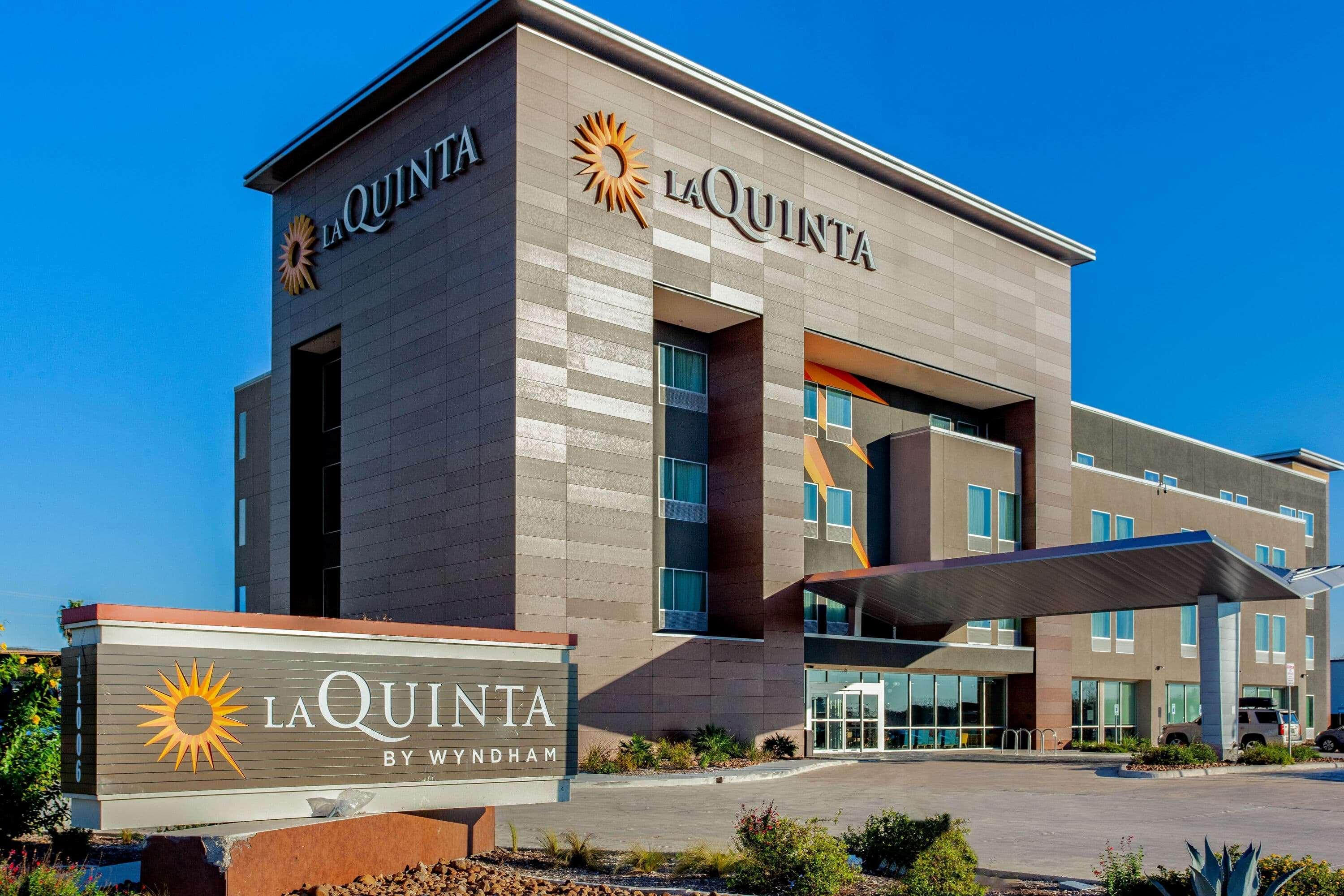 La Quinta By Wyndham San Antonio Alamo City Bagian luar foto