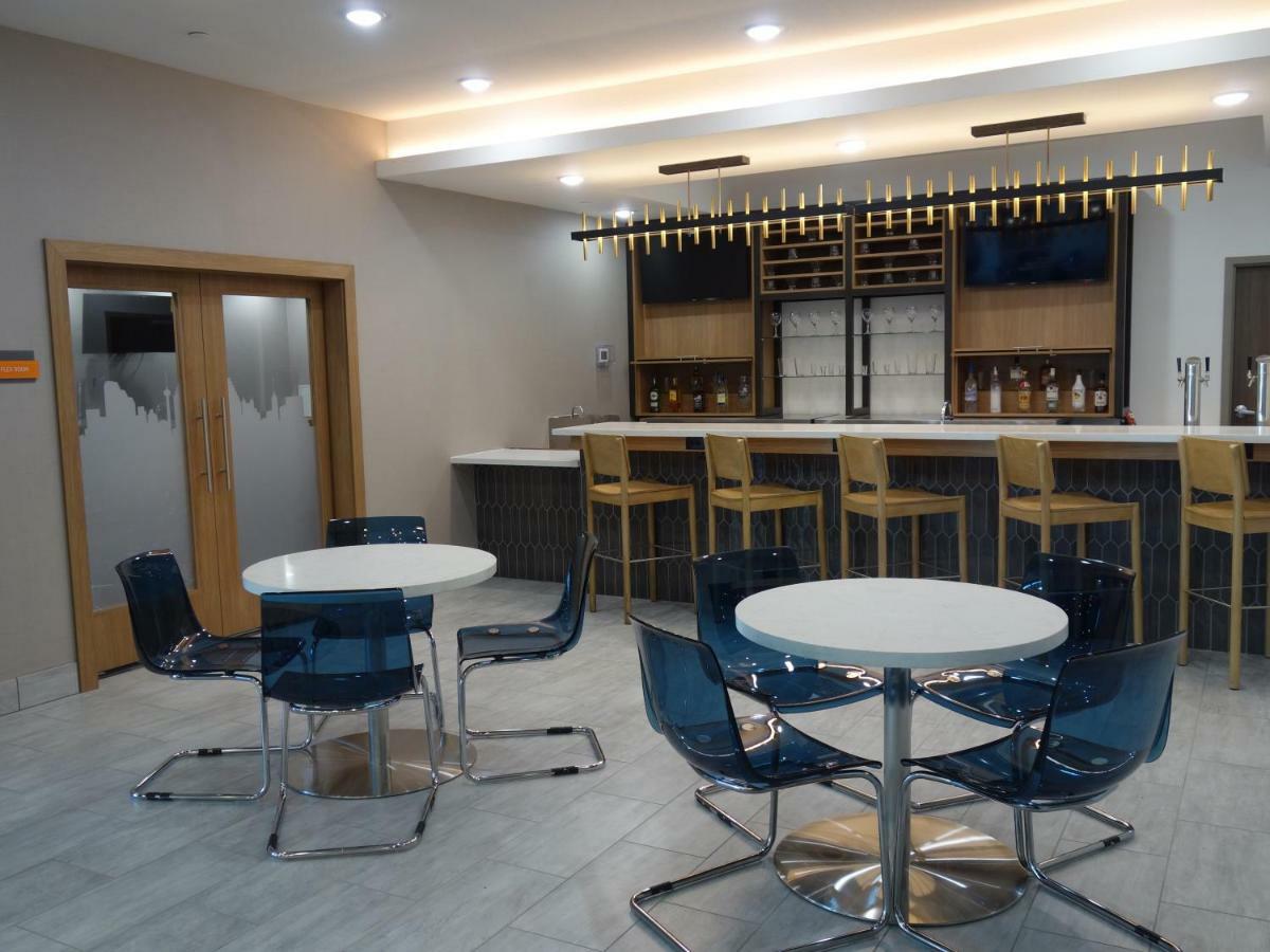 La Quinta By Wyndham San Antonio Alamo City Bagian luar foto